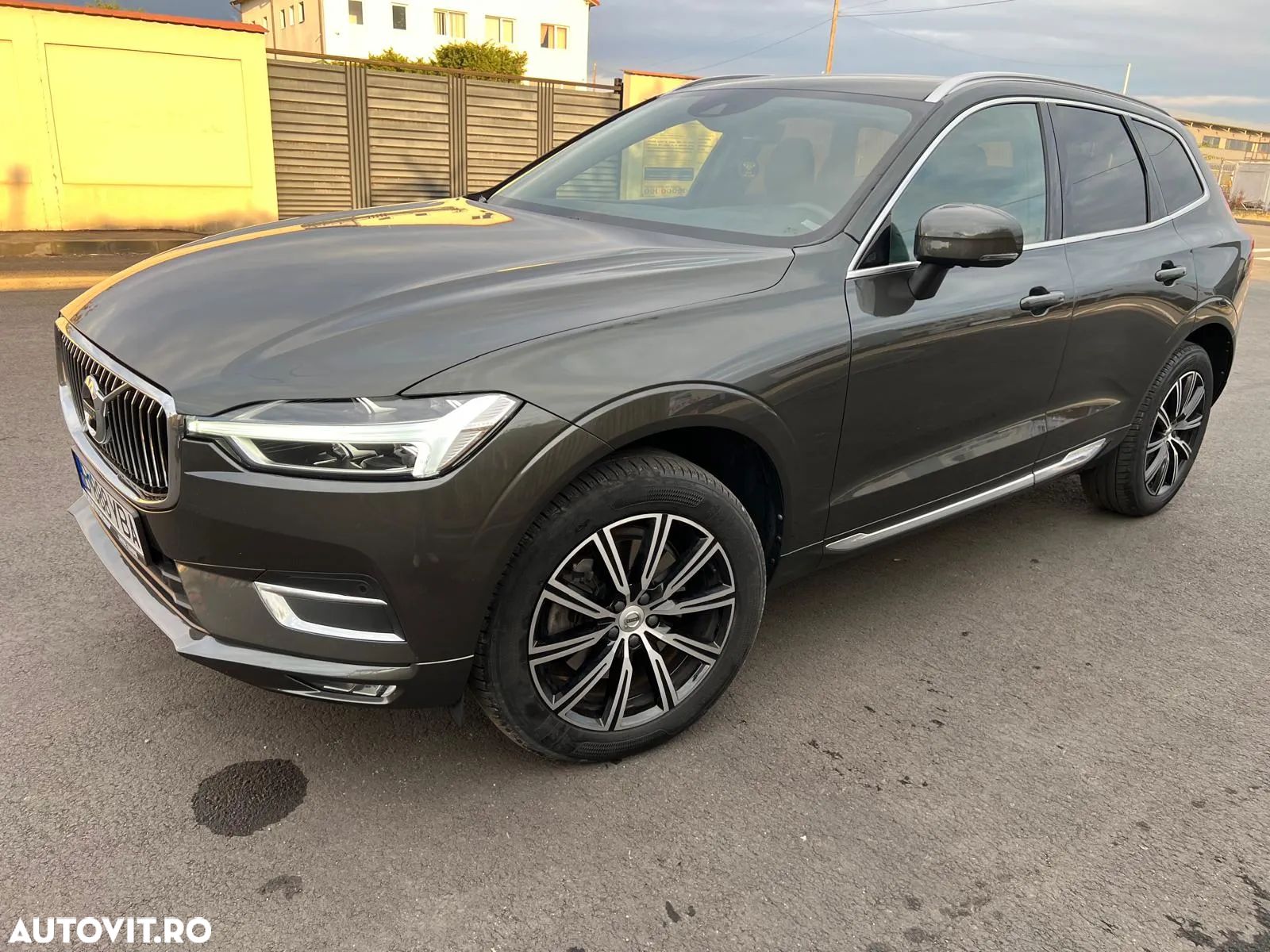 Volvo XC 60 B4 MHEV AWD Inscription - 1