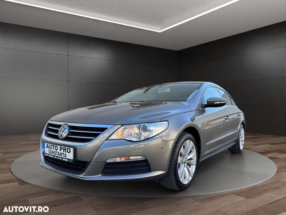 Volkswagen Passat CC - 1