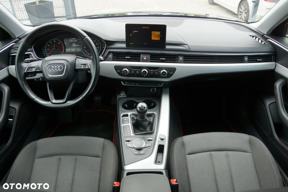 Audi A4 Limousine 2.0 TFSI ultra - 11