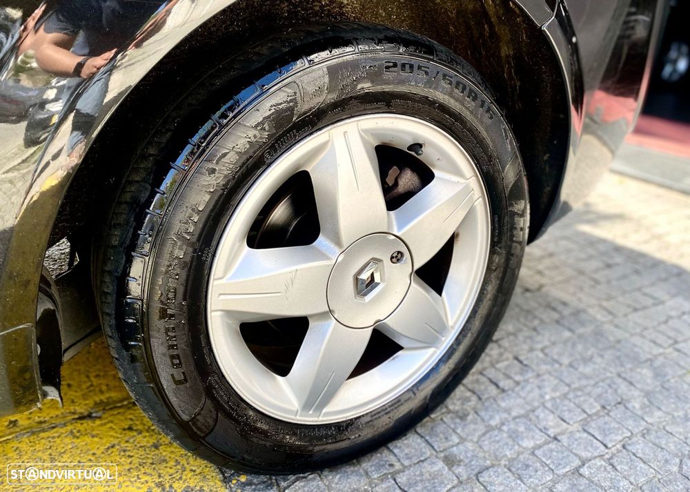 Renault Grand Scénic 1.5 dCi Luxe 7L. - 8