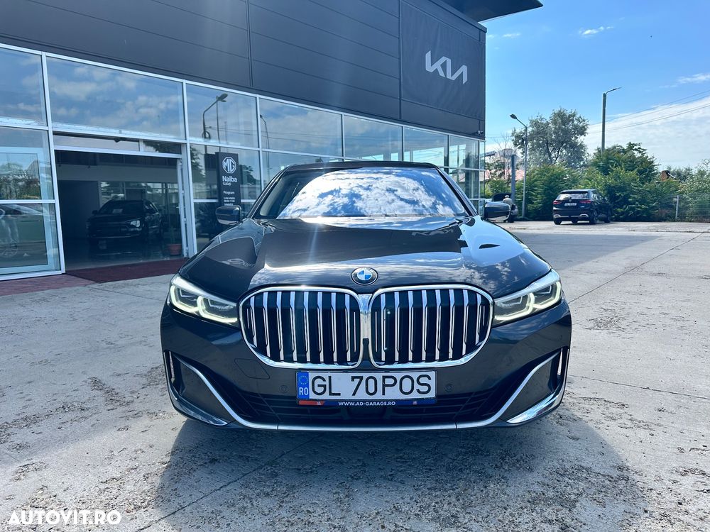 BMW Seria 7 730Ld xDrive - 31