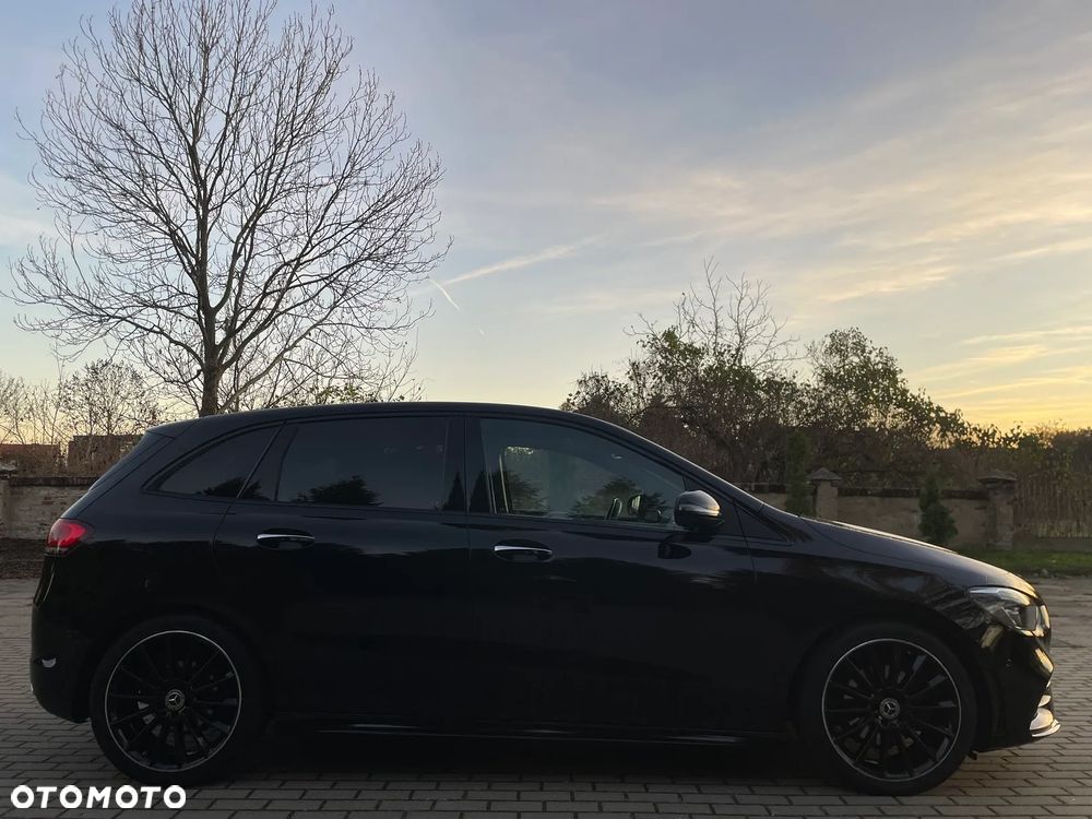 Mercedes-Benz Klasa B 180 d AMG Line 7G-DCT - 7
