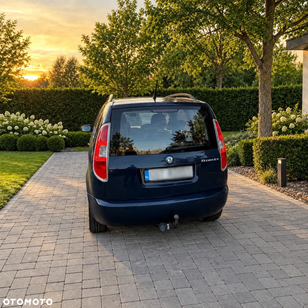 Skoda Roomster 2012 photo 3