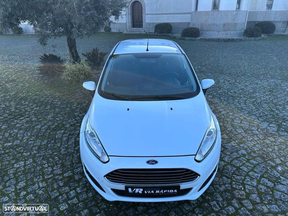 Ford Fiesta 1.0 T EcoBoost Titanium - 24