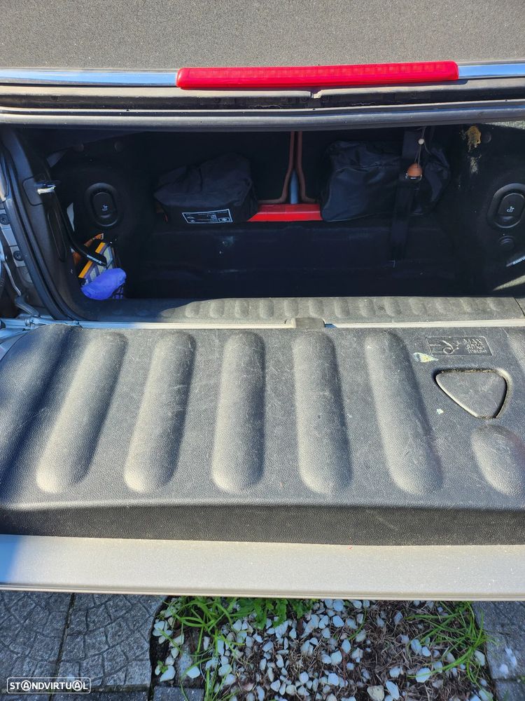 MINI Cabrio Cooper D - 13