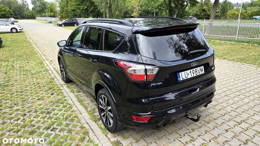 Ford Kuga 1.5 EcoBoost 2x4 ST-Line - 4