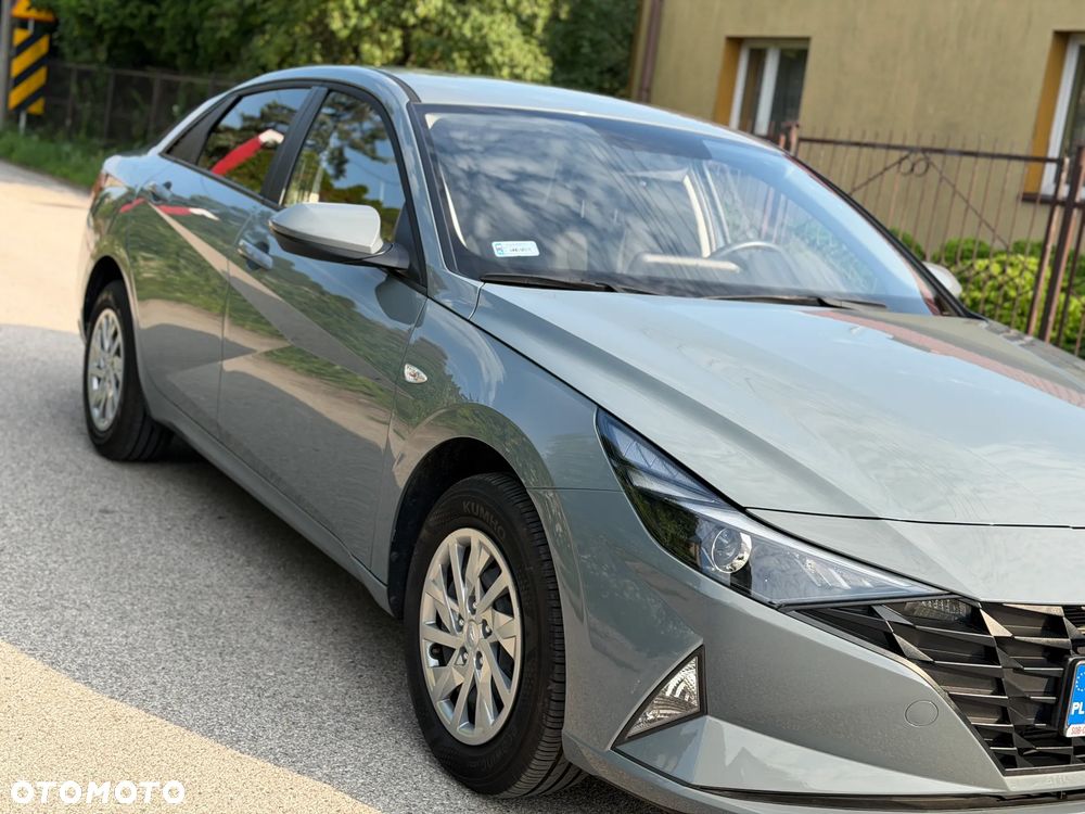 Hyundai Elantra 1.6 Modern - 37