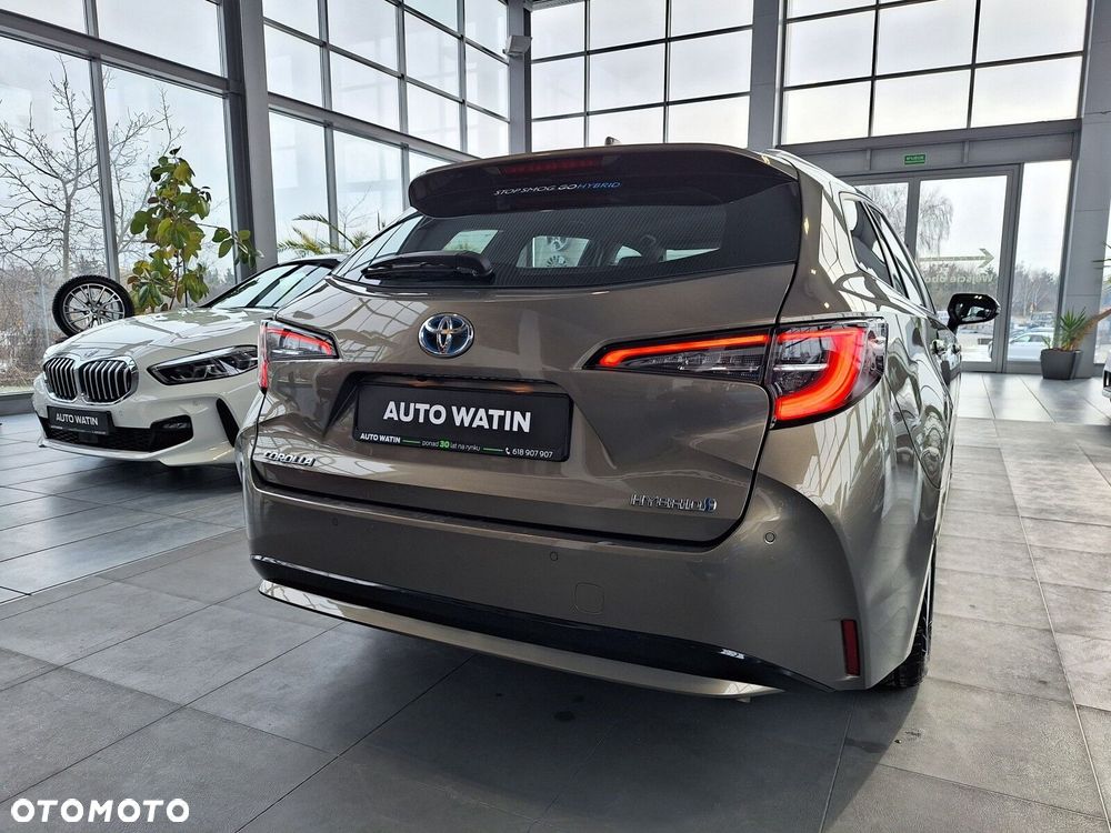 Toyota Corolla 1.8 Hybrid Comfort - 5
