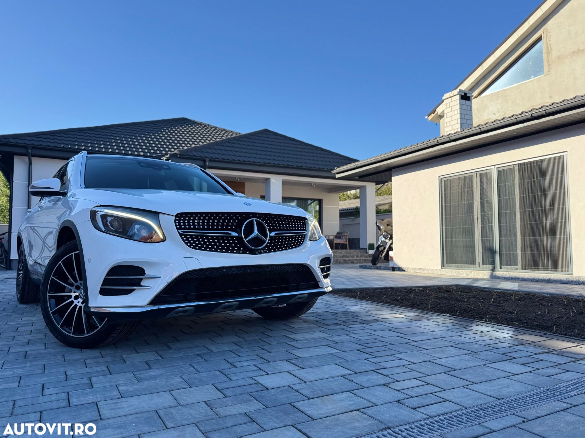 Mercedes-Benz GLC 250 d 4MATIC - 1
