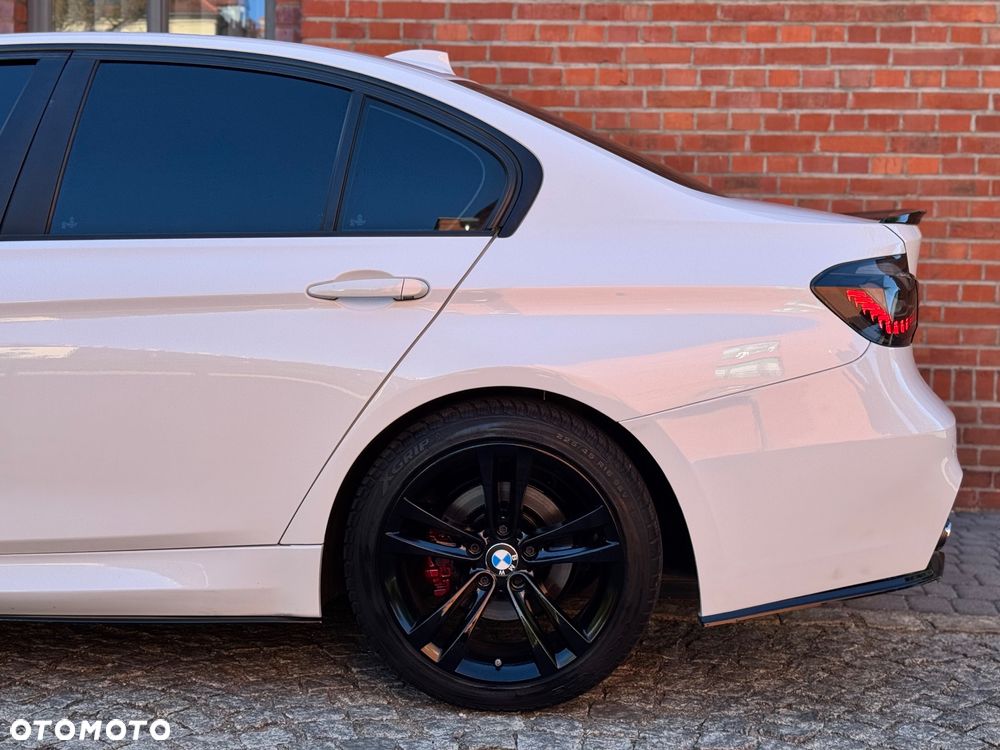 BMW Seria 3 - 21