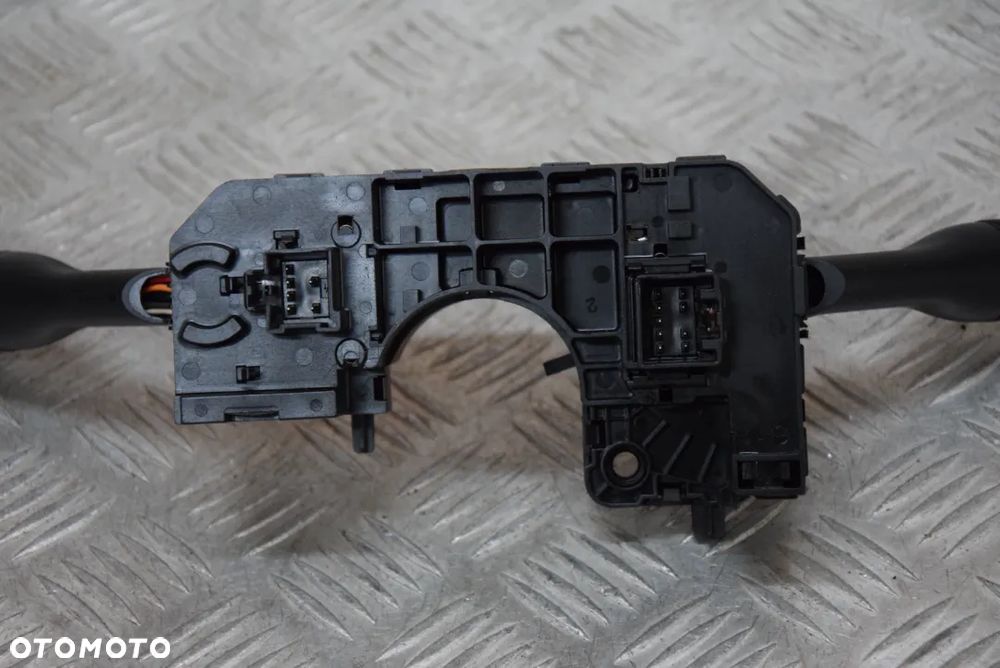 JEEP CHEROKEE KJ MANETKA MANETKI PAJĄK KPL. - 8