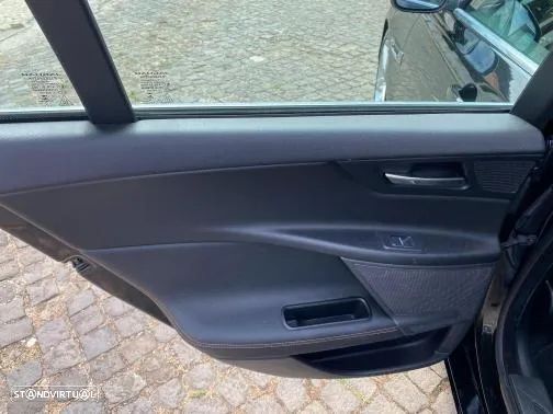 Jaguar XE 2.0 D R-Sport Aut. - 7