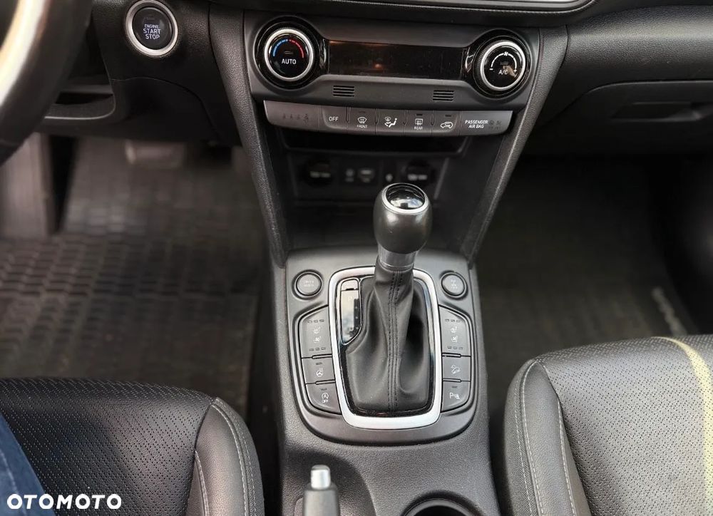 Hyundai Kona 1.6 T-GDI DCT 4WD Premium - 10