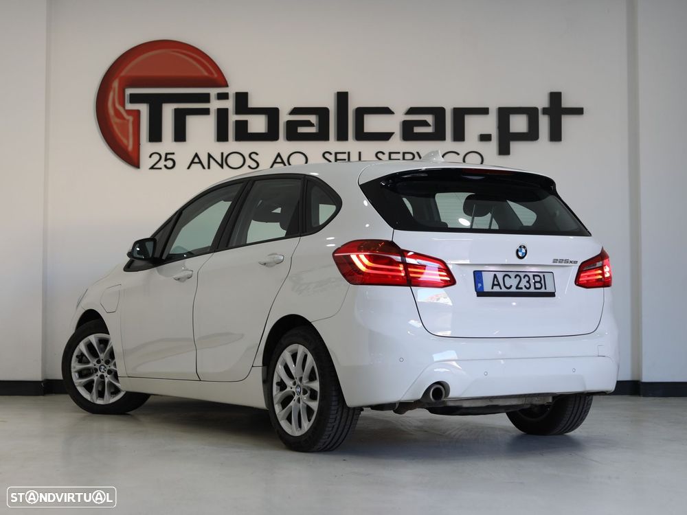 BMW 225xe Active Tourer Advantage - 2