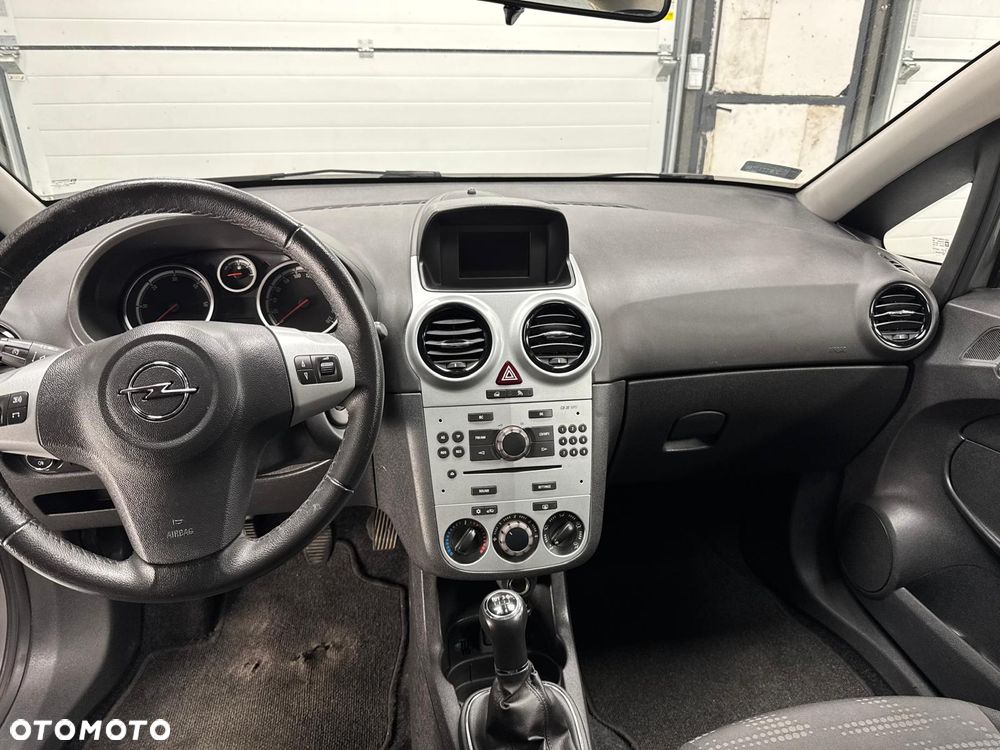 Opel Corsa 1.3 CDTI - 10