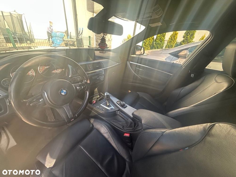 BMW Seria 3 320d M Sport Shadow - 13