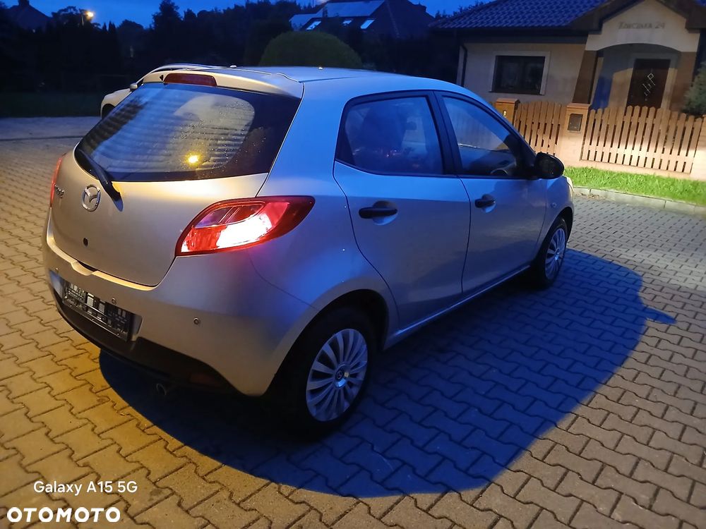 Mazda 2 - 7
