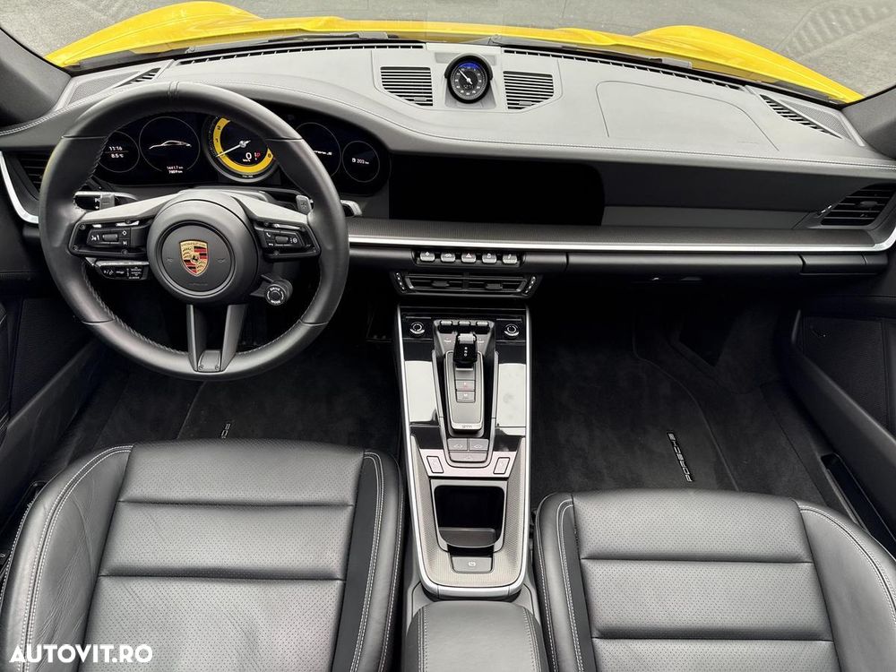 Porsche 911 Carrera S PDK - 11