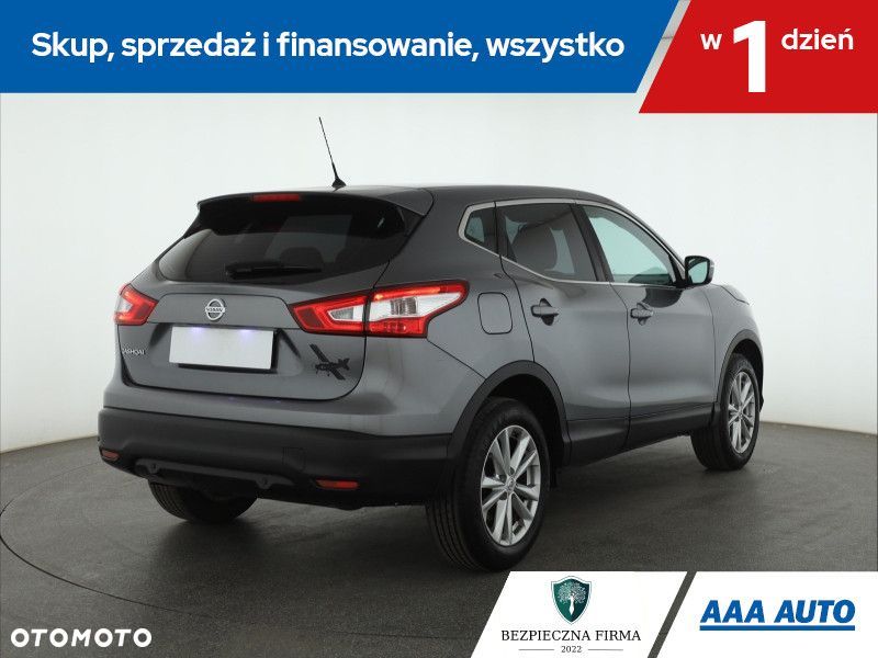 Nissan Qashqai - 7