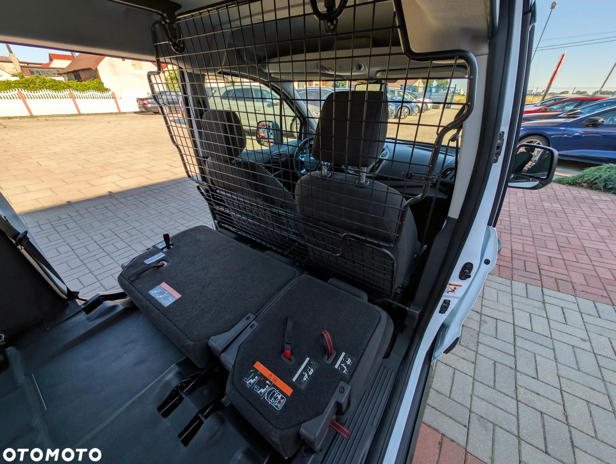 Ford Transit Connect 240 L2 LKW Autm Trend - 33