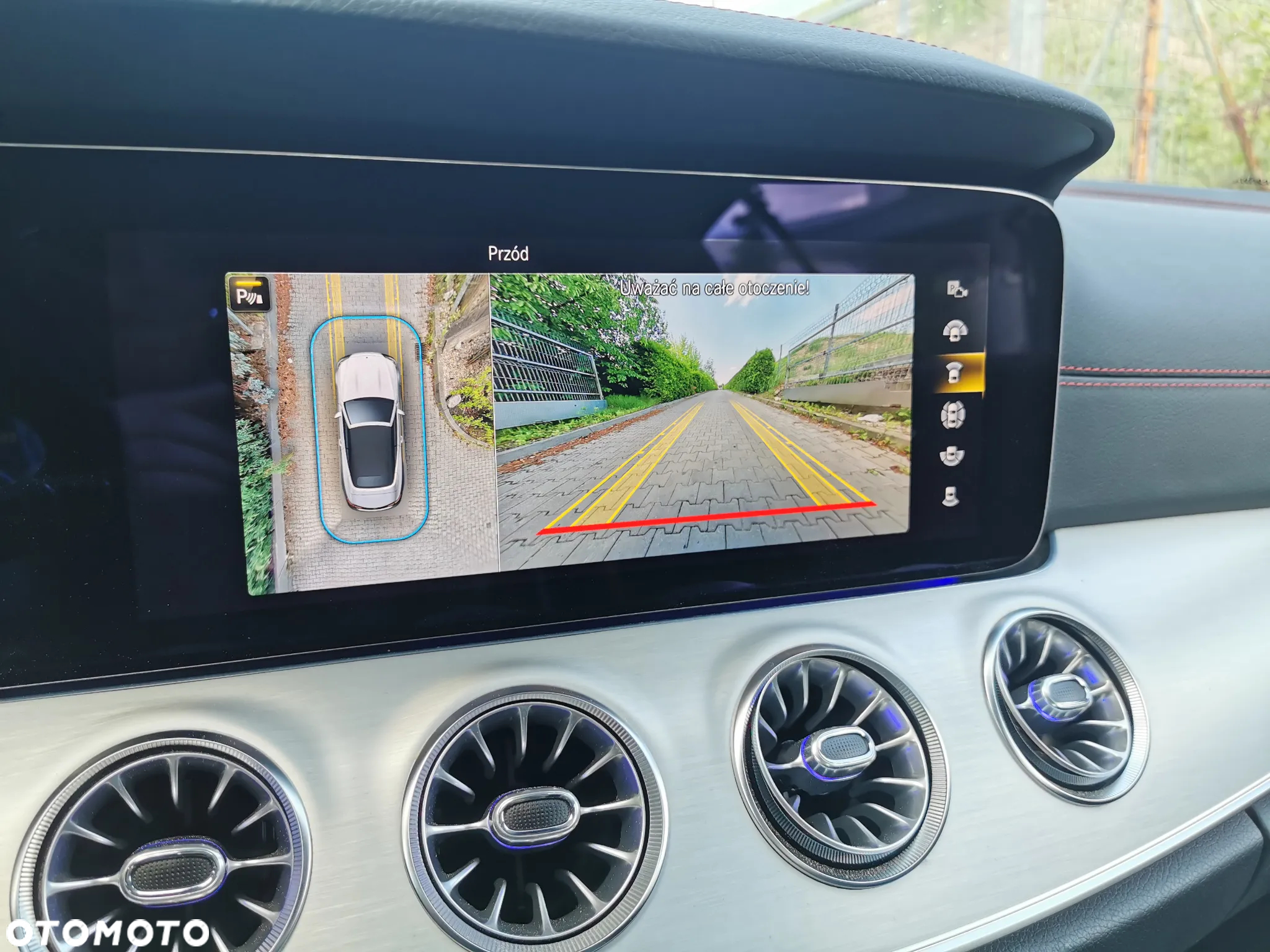 Mercedes-Benz Klasa E AMG 53 4Matic+ Cabrio AMG Speedshift TCT-9G - 15