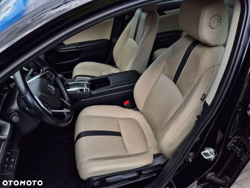 Honda Civic 1.5 i-VTEC Turbo CVT Executive - 17