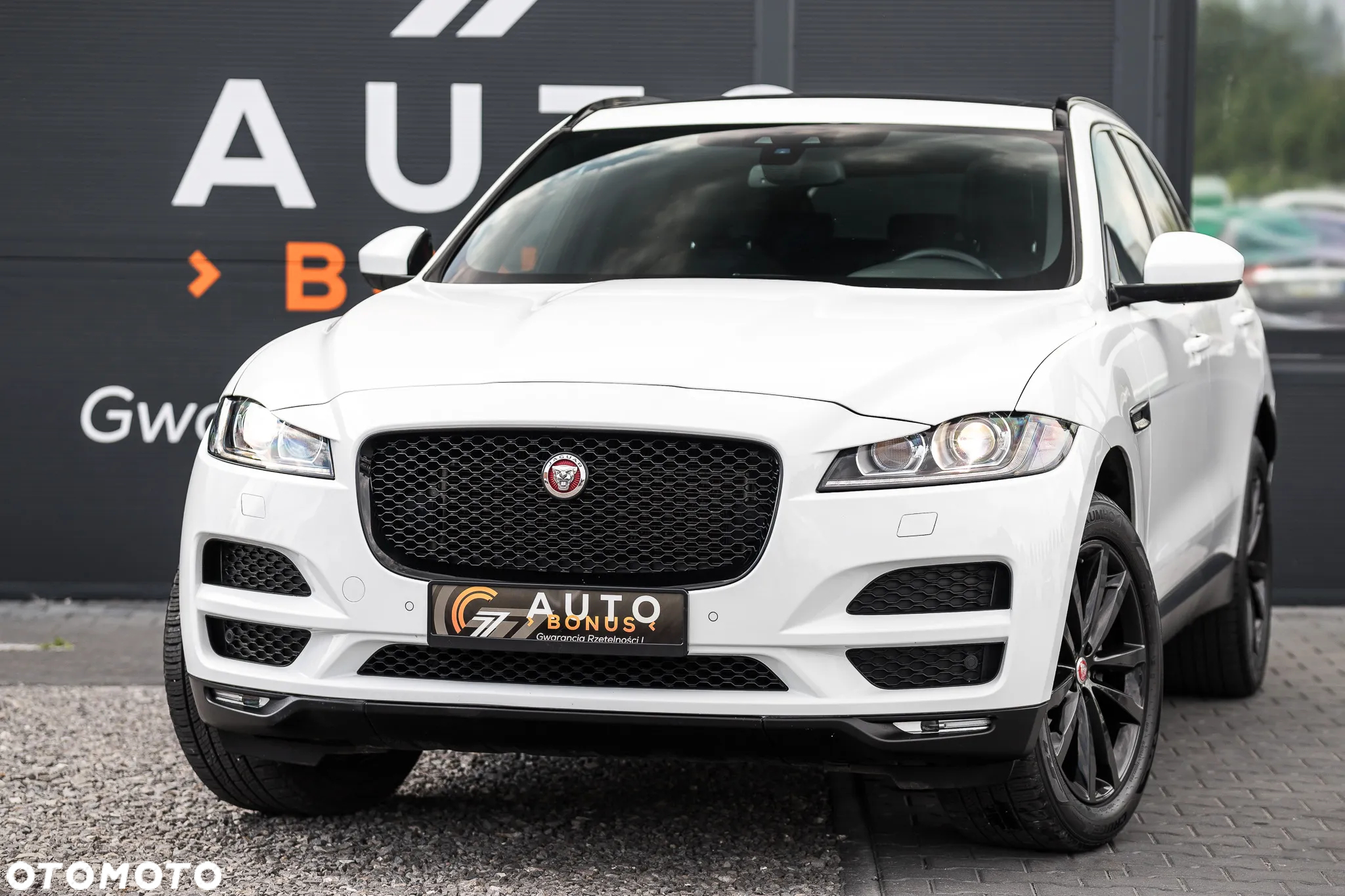 Jaguar F-Pace 2.0 i4D AWD Prestige - 3