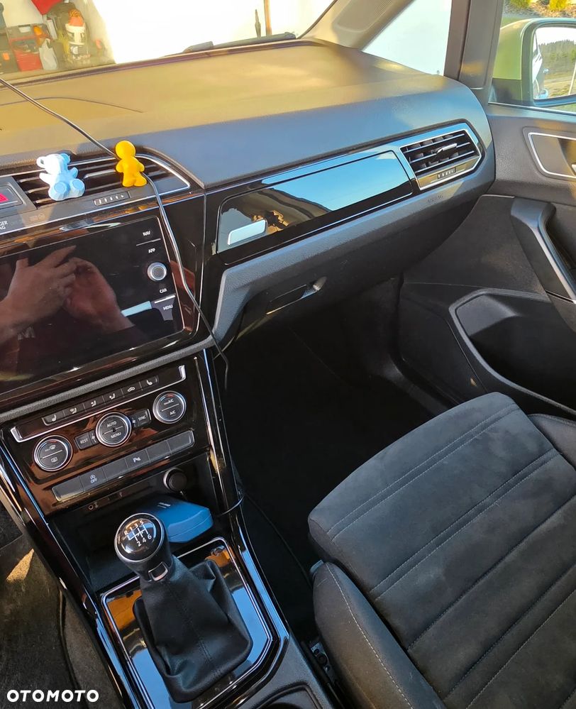 Volkswagen Touran 1.6 TDI SCR (BlueMotion Technology) Comfortline - 21