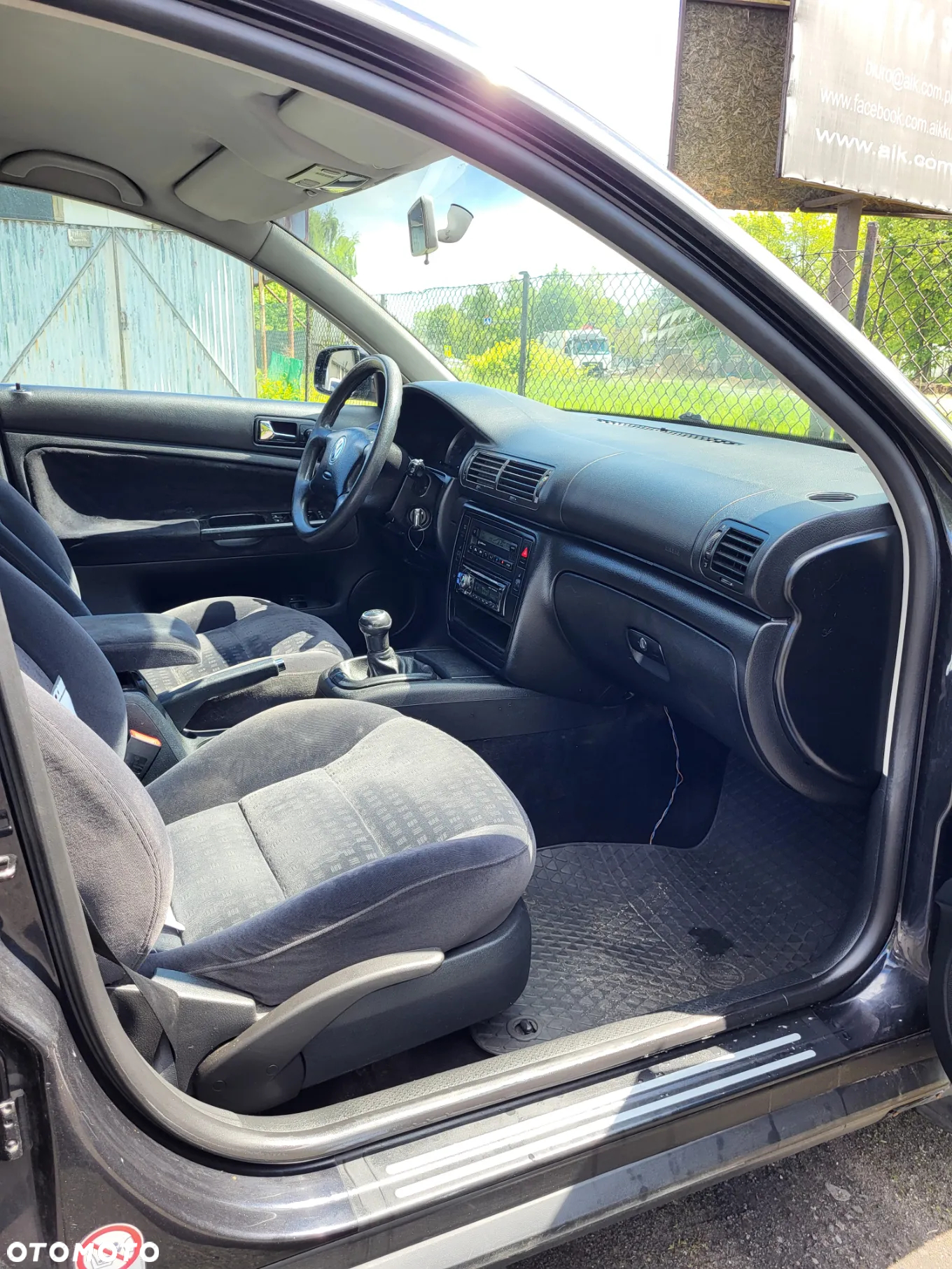 Volkswagen Passat 1.9 TDI Highline - 6