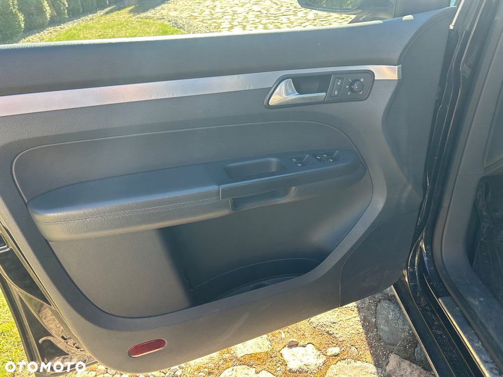 Volkswagen Touran 1.9 TDI Highline - 16