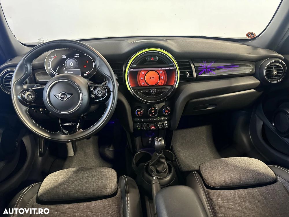 Mini Cooper S Standard - 9