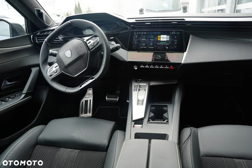 Peugeot 308 1.2 mHEV GT Exclusive S&S e-DCS6 - 13