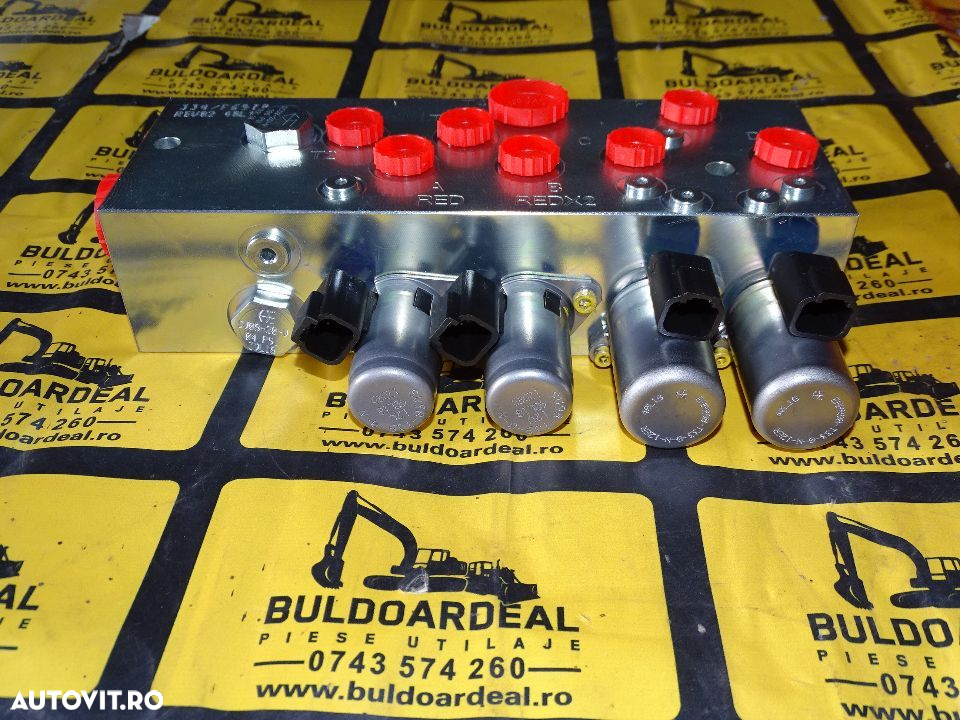 Distribuitor JCB cod. 334/F6978 - 5