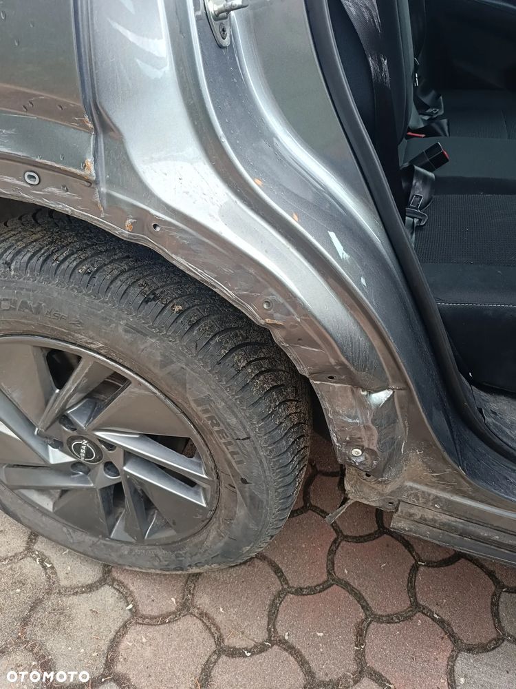 Nissan Qashqai 1.3 DIG-T MHEV Premiere Edition Xtronic - 7