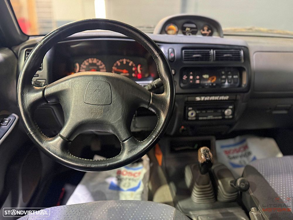 Mitsubishi L200 2.5 TD CD Strakar AC - 20