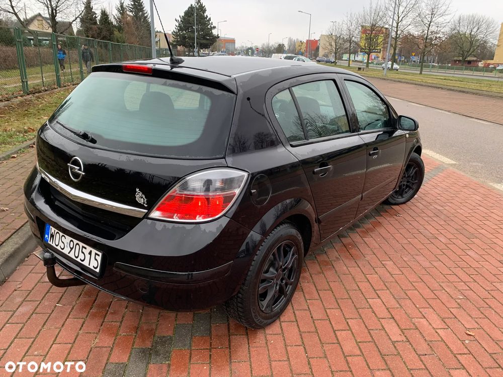 Opel Astra - 4