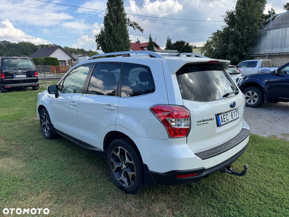 Subaru Forester 2.0XT Lineartronic Platinum - 3