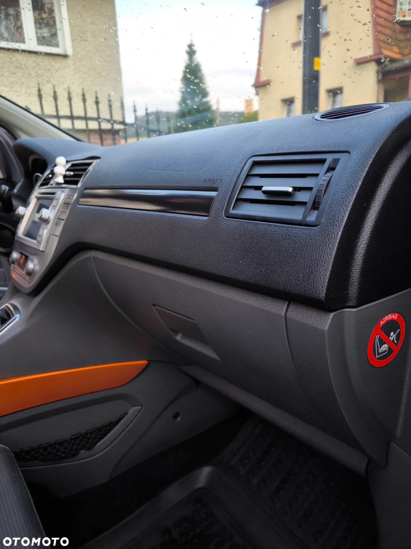 Ford Kuga - 11