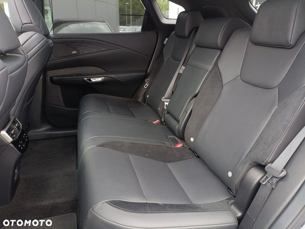 Lexus RX - 17