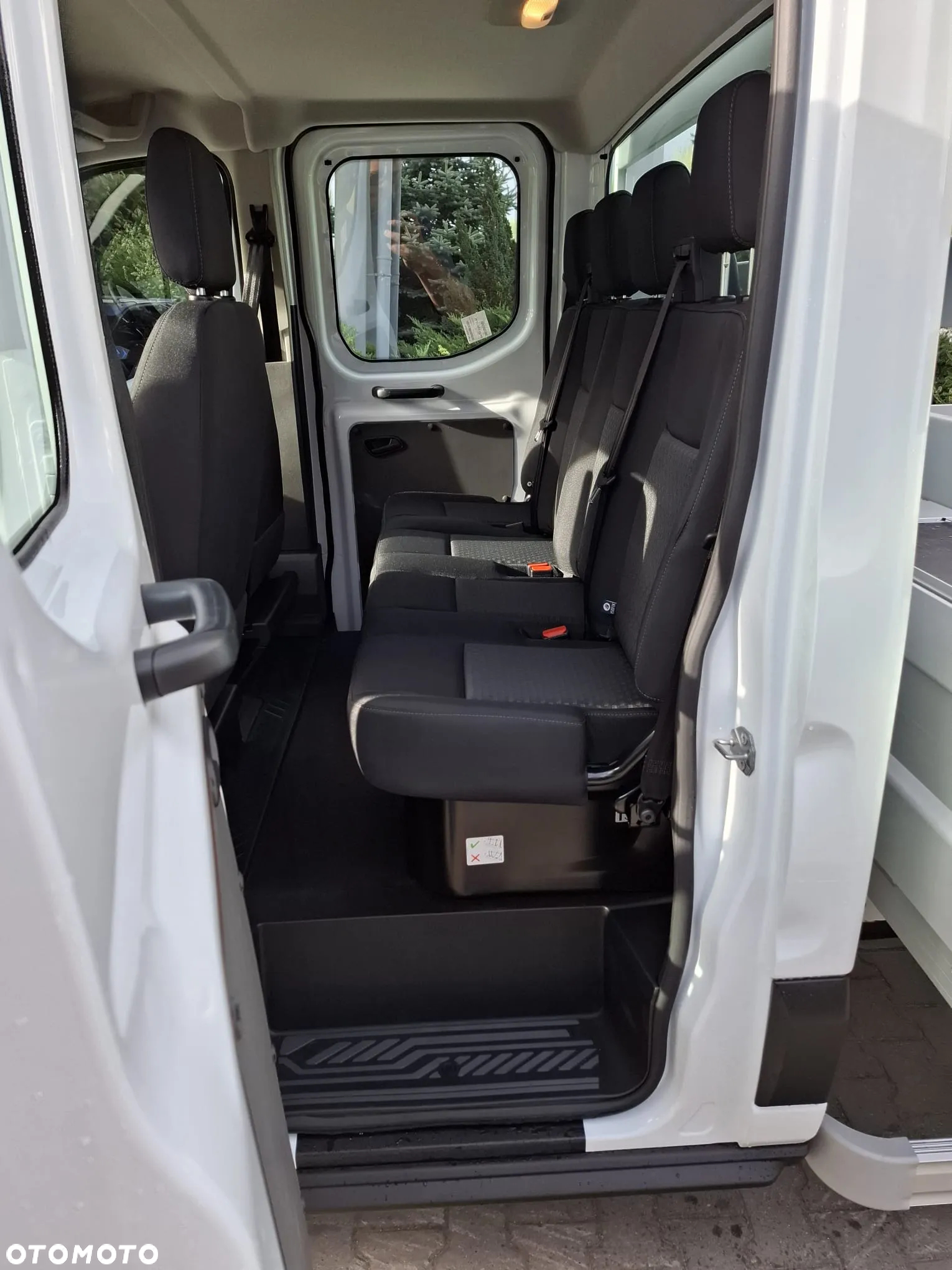 Ford Transit D-CAB 350 L5 - 12