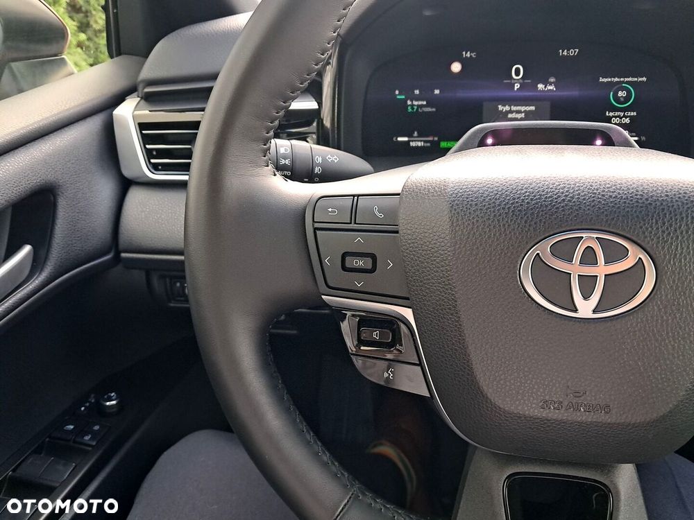 Toyota Camry - 15