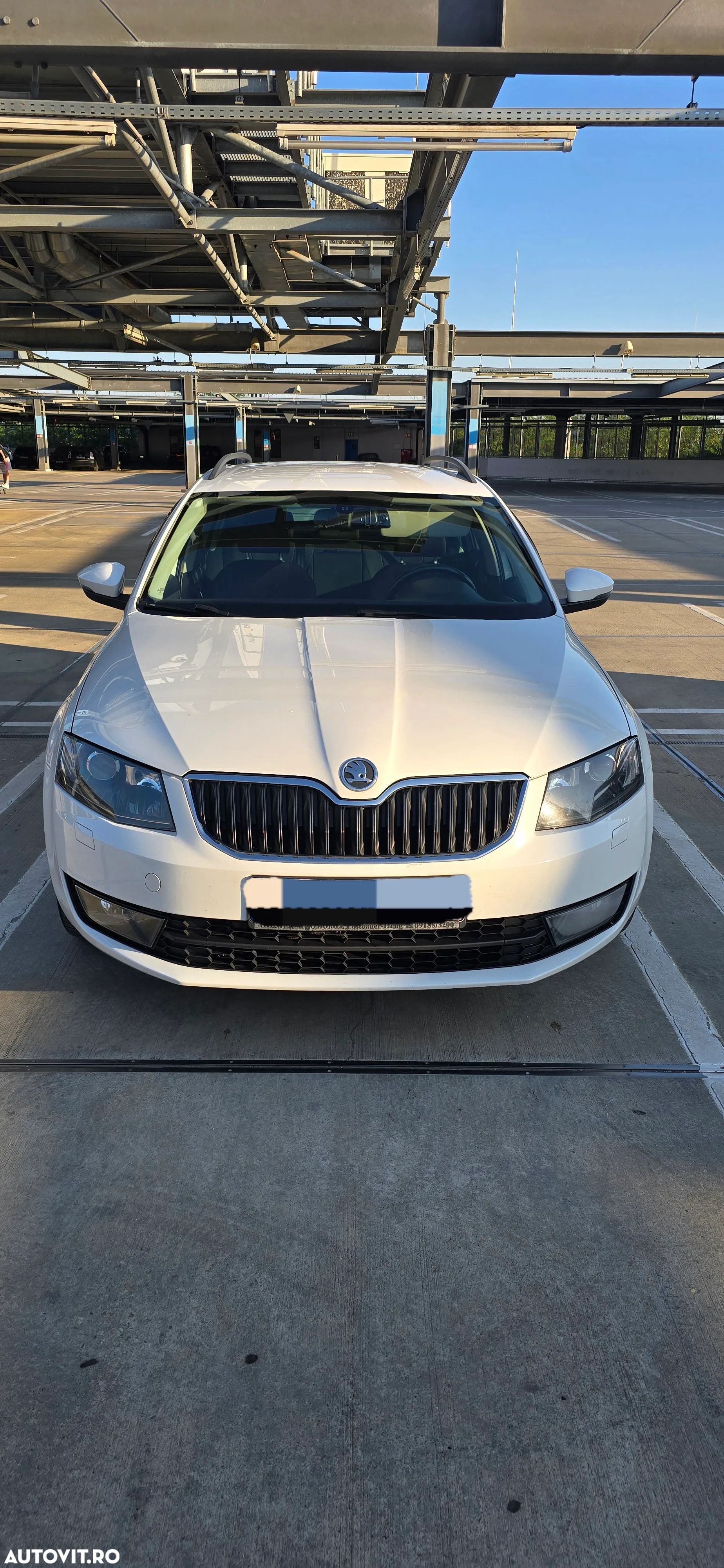 Skoda Octavia 2.0 TDI STYLE - 1