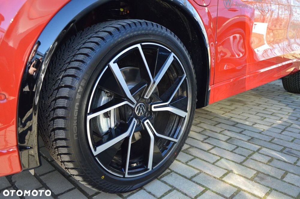 Volkswagen Tiguan - 8