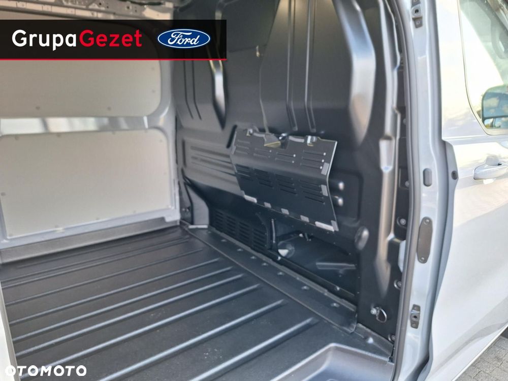 Ford Transit Custom - 13