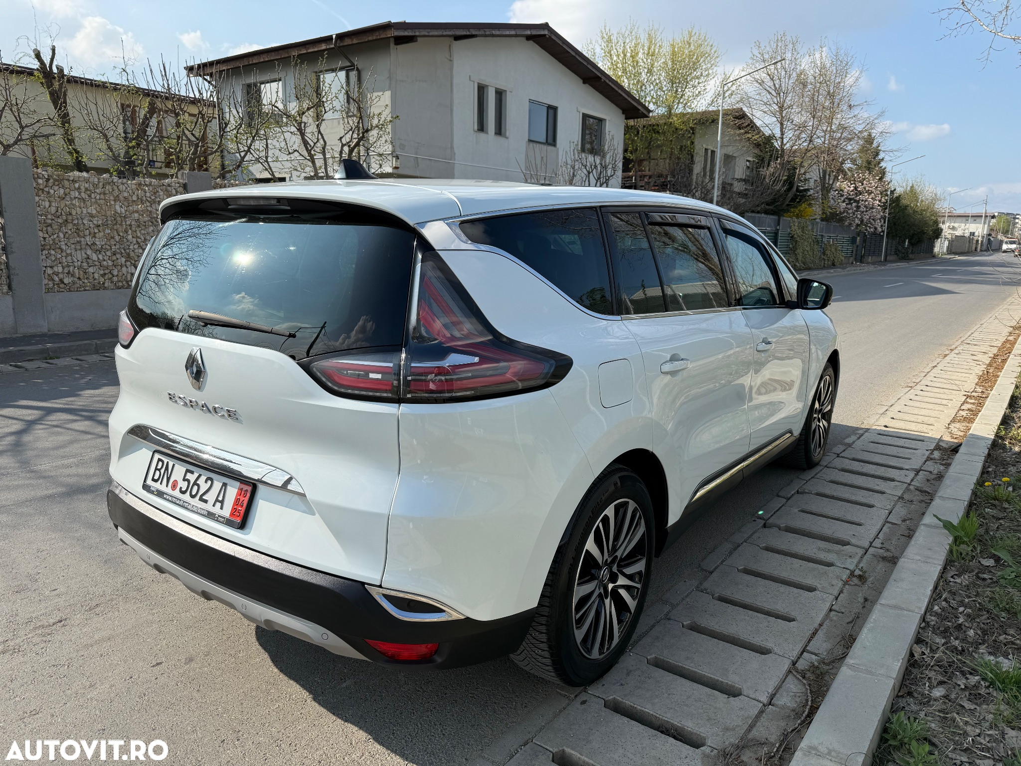 Renault Espace Energy dCi 160 EDC Initiale Paris - 3