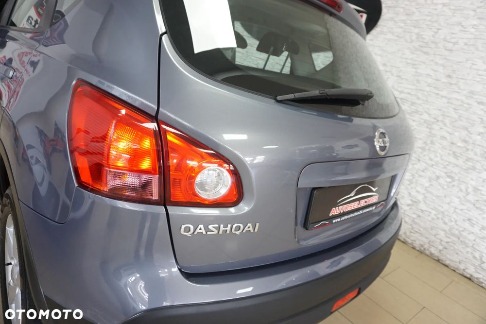 Nissan Qashqai 2.0 dCi DPF tekna - 15