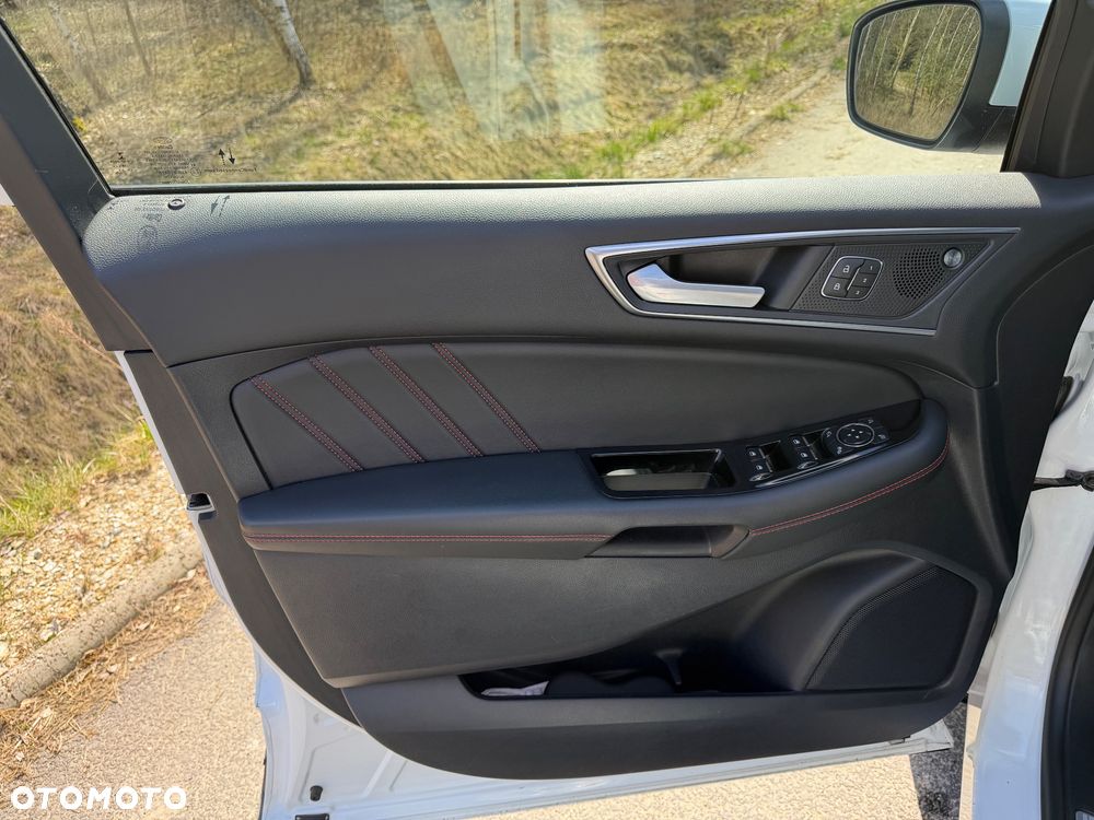 Ford Edge 2.0 TDCi Bi-Turbo 4x4 ST-LINE - 28