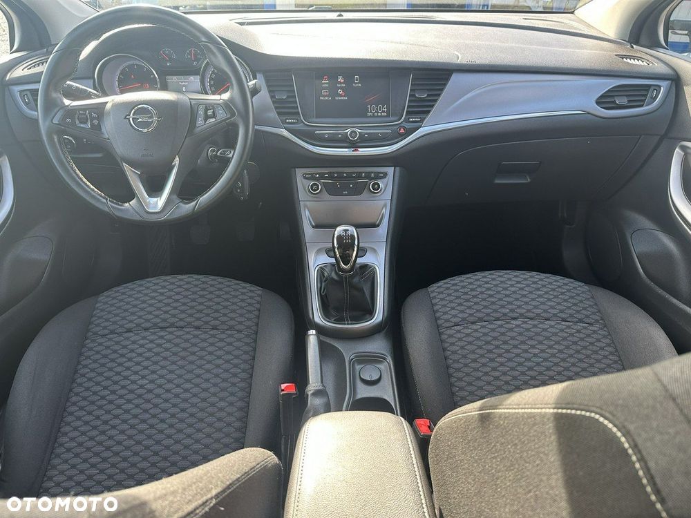 Opel Astra - 8