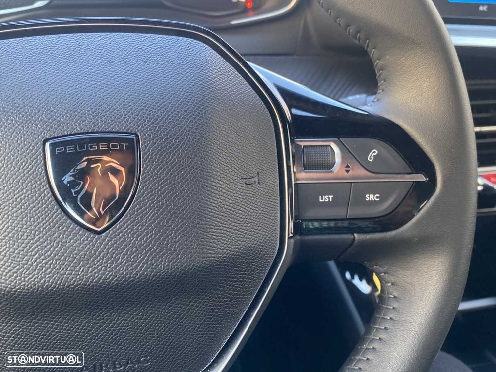 Peugeot 2008 1.2 PureTech Active Pack - 12