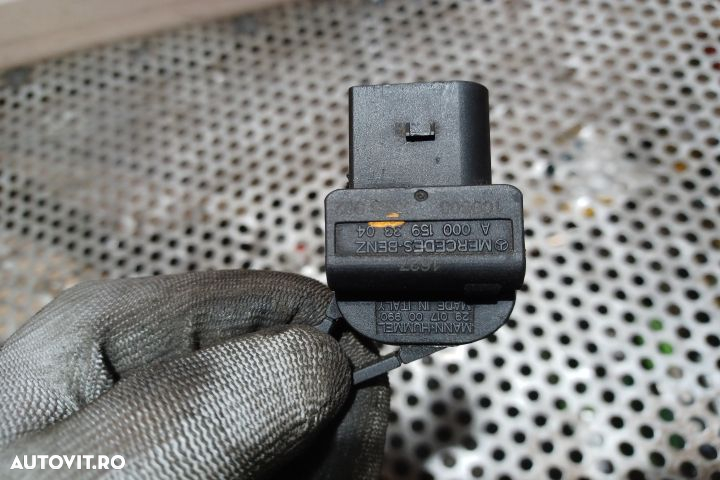 SENZOR TEMPERATURA COMBUSTIBIL A0001593304 2901700990 Mercedes-Benz A - 5